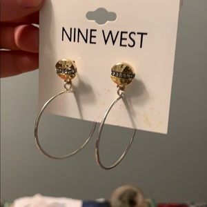 2 for $12 🎉 NWT Nine West Gold Hoop Earrings